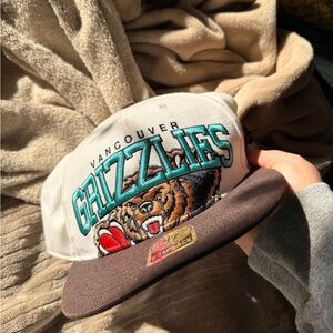 Vancouver Grizzlies Embroidered Snapback Cap - White and Brown